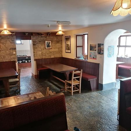 Aille River Tourist Hostel Glamping Doolin Exterior photo